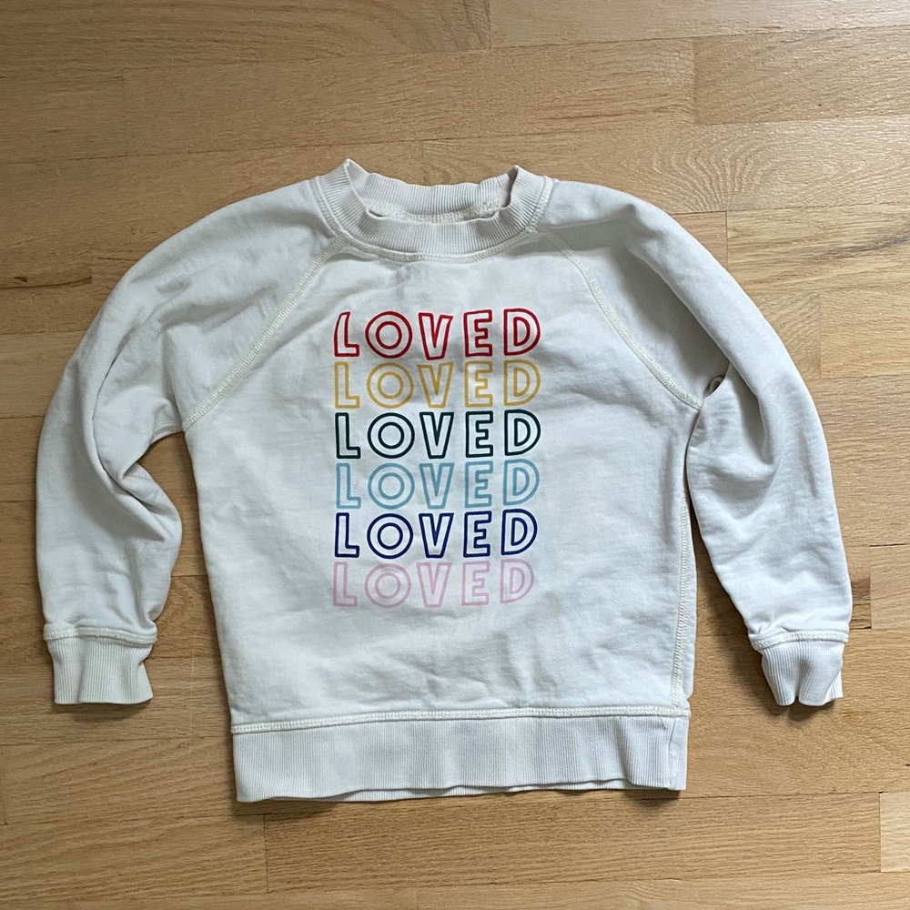Hanna Andersson Cream Sweatshirt with "Loved" Print